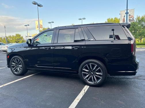 2023 Cadillac Escalade Sport