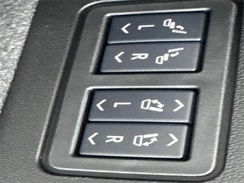 2025 Cadillac XT6 Premium Luxury FWD