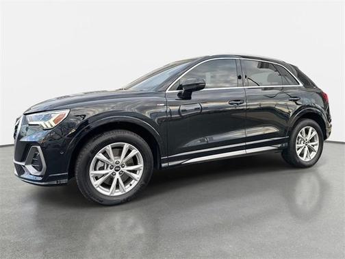 2021 Audi Q3 45 S line Premium