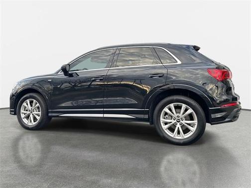 2021 Audi Q3 45 S line Premium