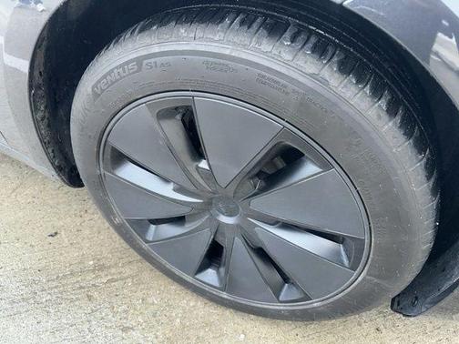 Gray 2025 Tesla Model 3 Long Range