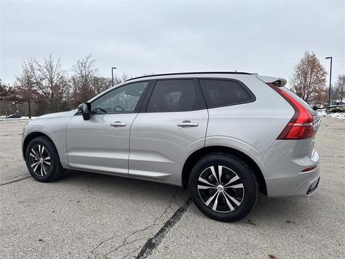 2024 Volvo XC60 B5 Core