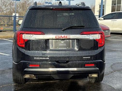 2022 GMC Acadia Denali