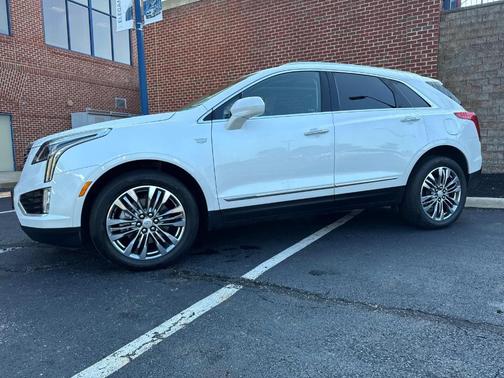 2017 Cadillac XT5 Premium Luxury