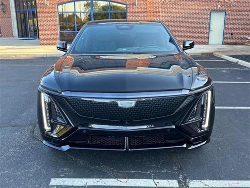 2026 Cadillac LYRIQ V Premium
