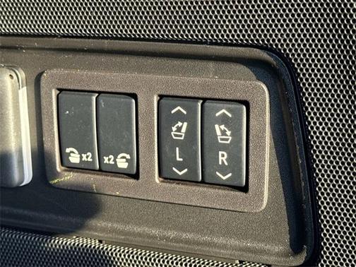 2024 Cadillac Escalade ESV Premium Luxury