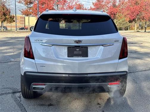 2026 Cadillac XT5 Premium Luxury