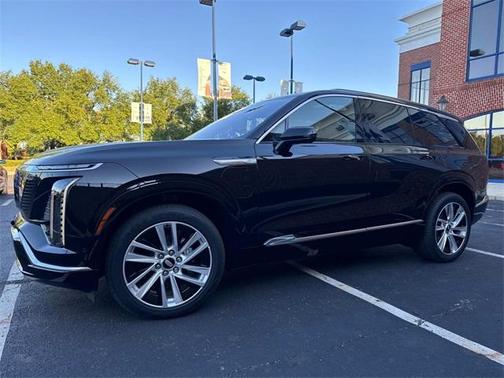 2026 Cadillac VISTIQ Luxury