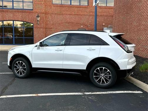 2025 Cadillac XT4 Sport