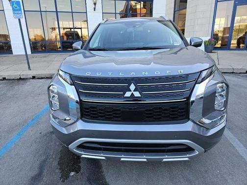 2022 Mitsubishi Outlander SEL