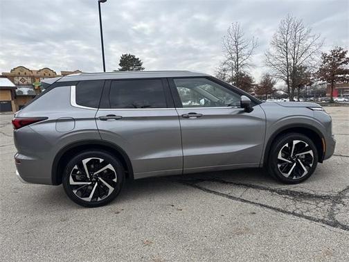 2022 Mitsubishi Outlander SEL