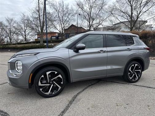 2022 Mitsubishi Outlander SEL