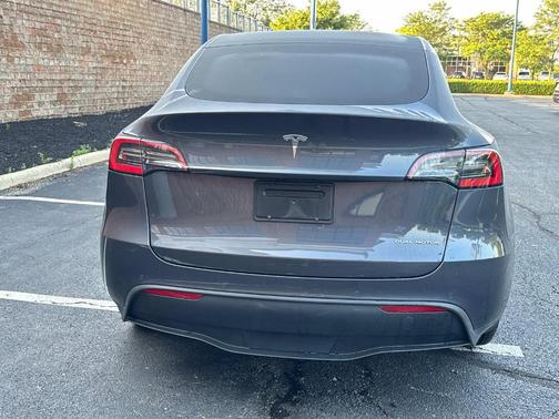 2020 Tesla Model Y Long Range