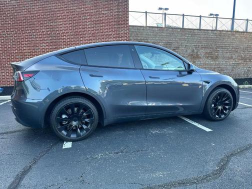 2020 Tesla Model Y Long Range