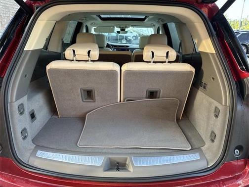 2025 Cadillac XT6 Premium Luxury FWD