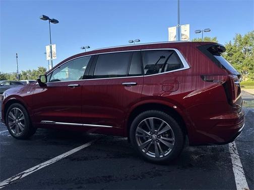 2025 Cadillac XT6 Premium Luxury FWD