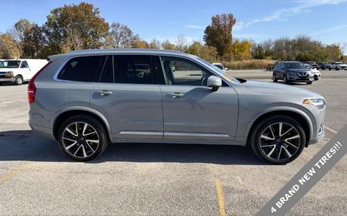 2024 Volvo XC90 B6 Plus Bright Theme 7-Seater