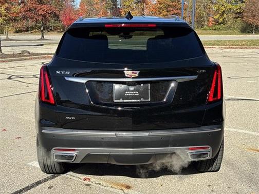 2026 Cadillac XT5 Premium Luxury