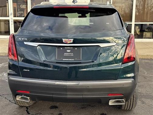 2026 Cadillac XT5 Luxury