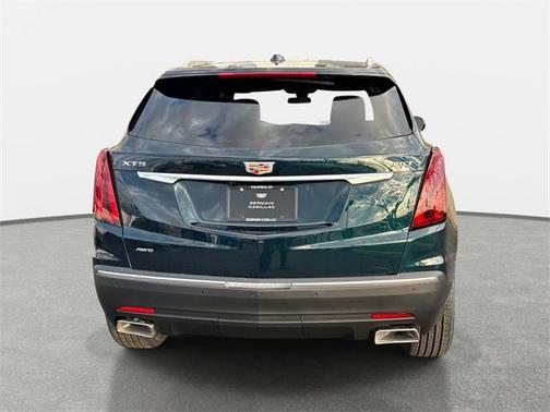 2026 Cadillac XT5 Luxury