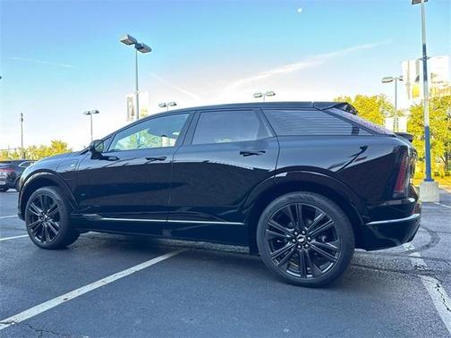 2025 Cadillac OPTIQ Sport