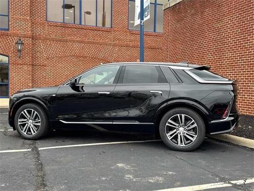 2025 Cadillac LYRIQ Luxury