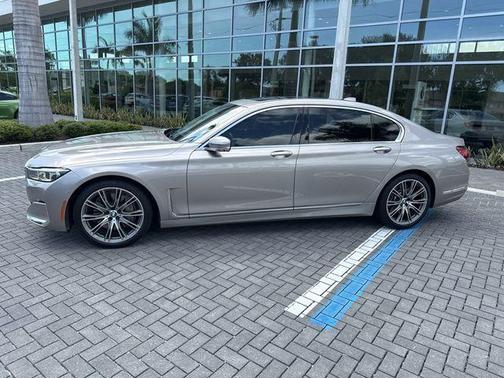 Cashmere Silver Metallic 2020 BMW 750 i xDrive