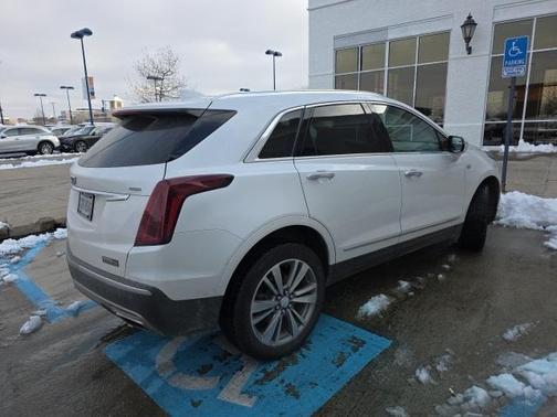 2021 Cadillac XT5 Premium Luxury