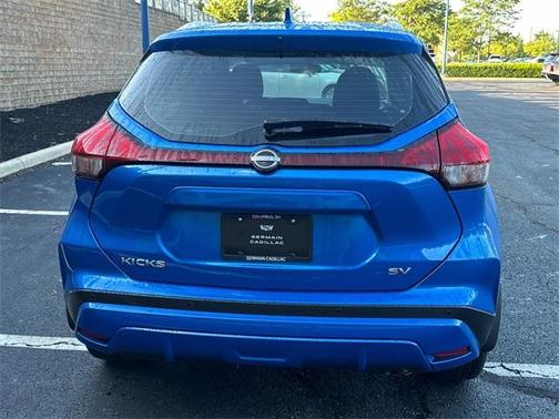 2023 Nissan Kicks SV
