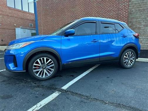 2023 Nissan Kicks SV