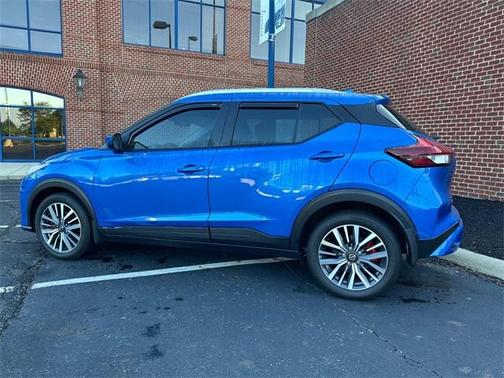 2023 Nissan Kicks SV