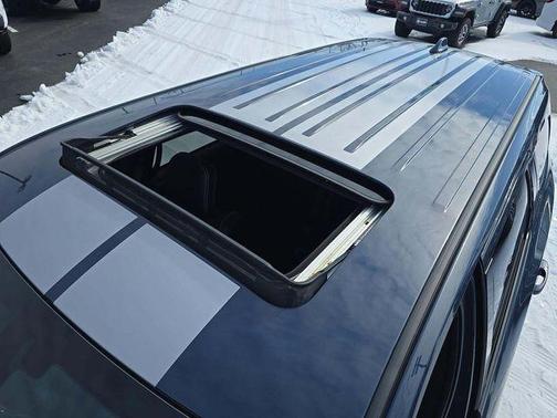 Reactor Blue Pearlcoat 2020 Dodge Durango SRT