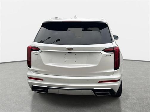 2025 Cadillac XT6 Luxury AWD