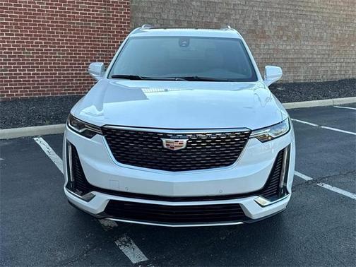 2025 Cadillac XT6 Luxury AWD