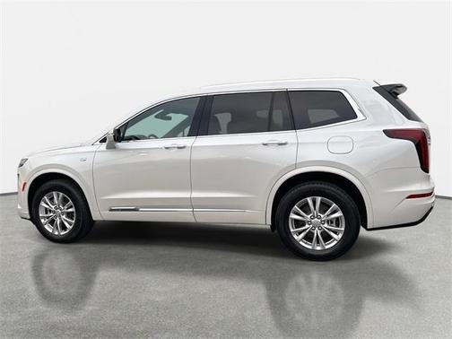 2025 Cadillac XT6 Luxury AWD