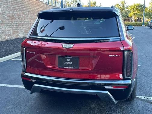 2026 Cadillac VISTIQ Sport