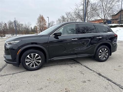 2023 INFINITI QX60 Pure