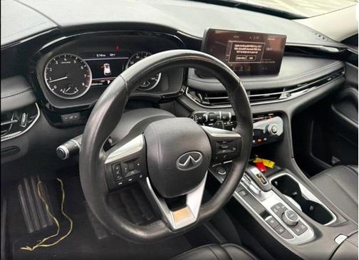 2023 INFINITI QX60 Pure