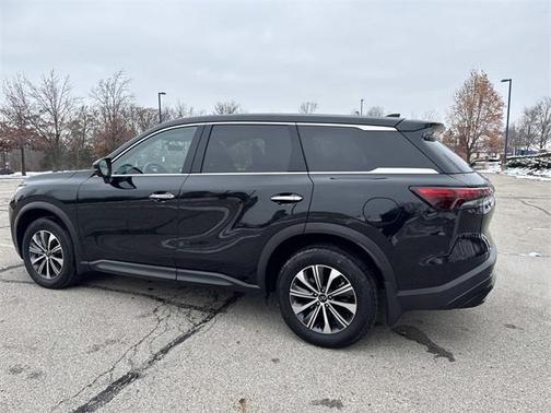 2023 INFINITI QX60 Pure