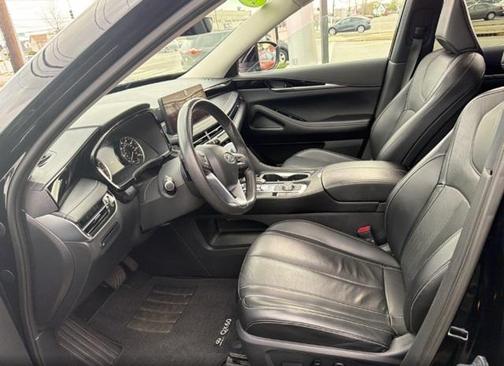 2023 INFINITI QX60 Pure