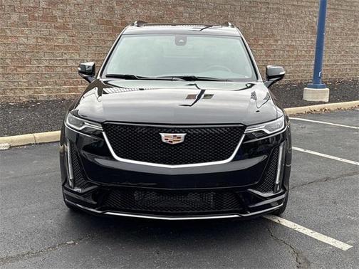 2025 Cadillac XT6 Sport AWD