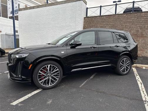 2025 Cadillac XT6 Sport AWD