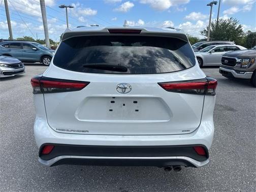 2023 Toyota Highlander XSE