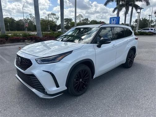 2023 Toyota Highlander XSE