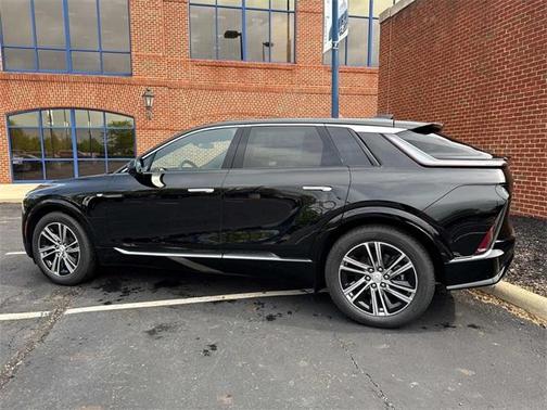 2025 Cadillac LYRIQ Luxury