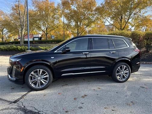 2025 Cadillac XT6 Premium Luxury AWD