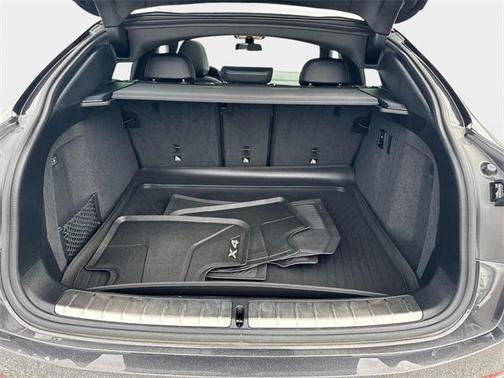 2023 BMW X4 xDrive30i