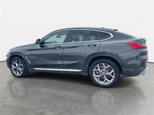 2023 BMW X4 xDrive30i