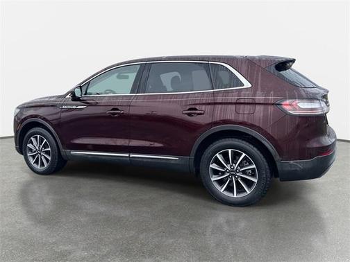 2022 Lincoln Nautilus Standard