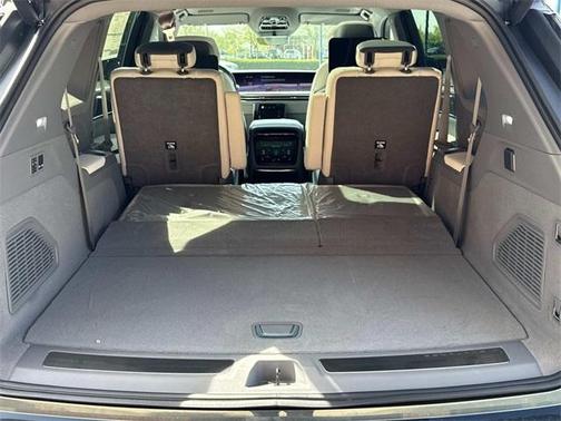2025 Cadillac Escalade IQ